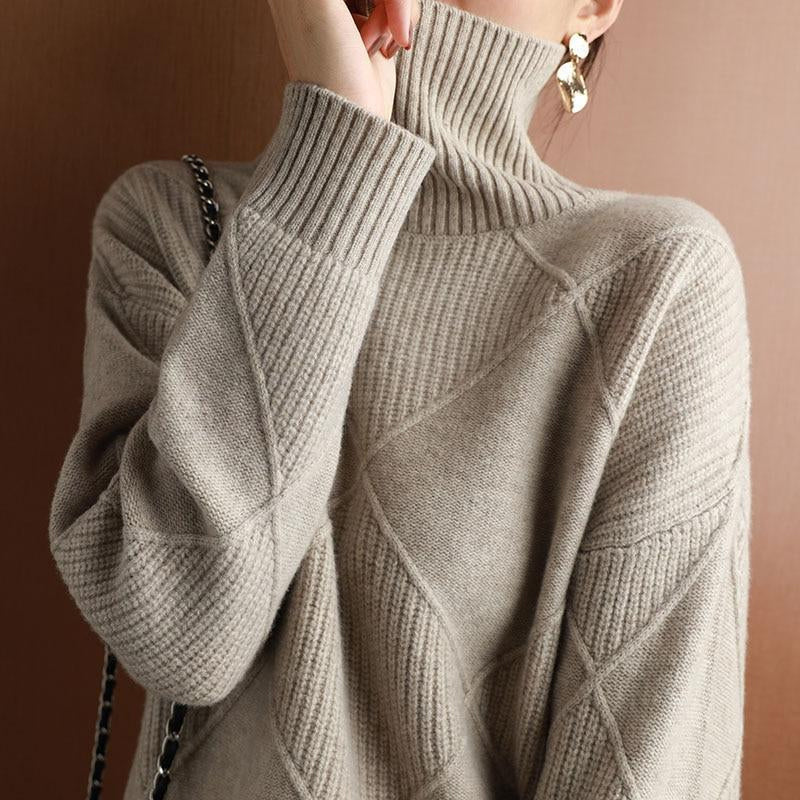 Women’s Cashmere Turtleneck Sweater